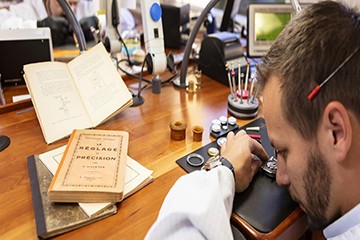 北京劳力士表售后维修店位置查询